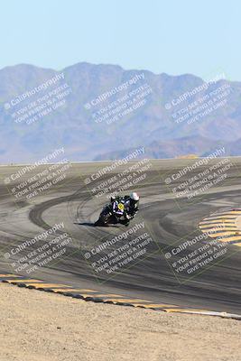 media/Jan-12-2025-CVMA (Sun) [[be1d2b16e3]]/Race 5-Amateur Supersport Open/